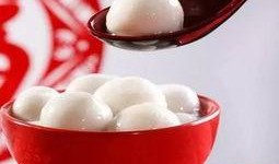 蛋仔爆料元宵好吃吗视频,元宵节必备美食，口感惊艳，好吃到停不下来！